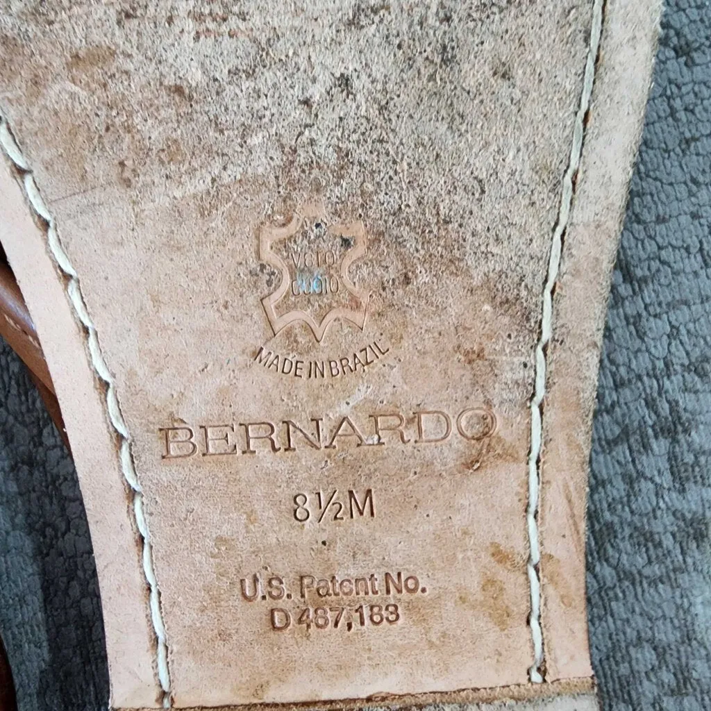 Bernardo SANDALS 8.5