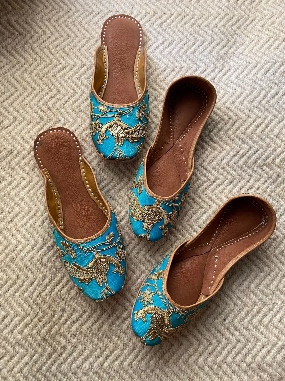 Blue Embroidered Juttis