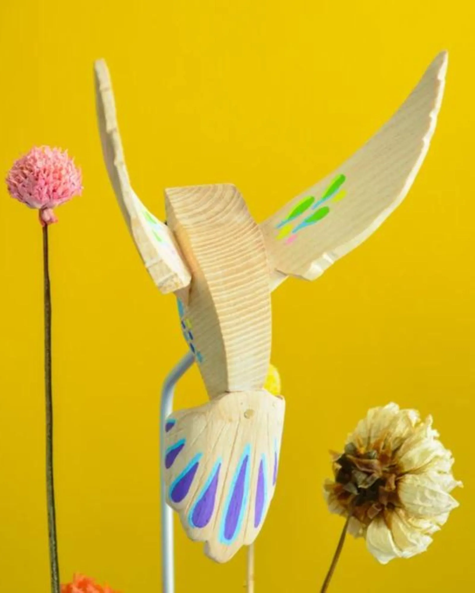 Flying Hummingbird Sculpture | Multicolour