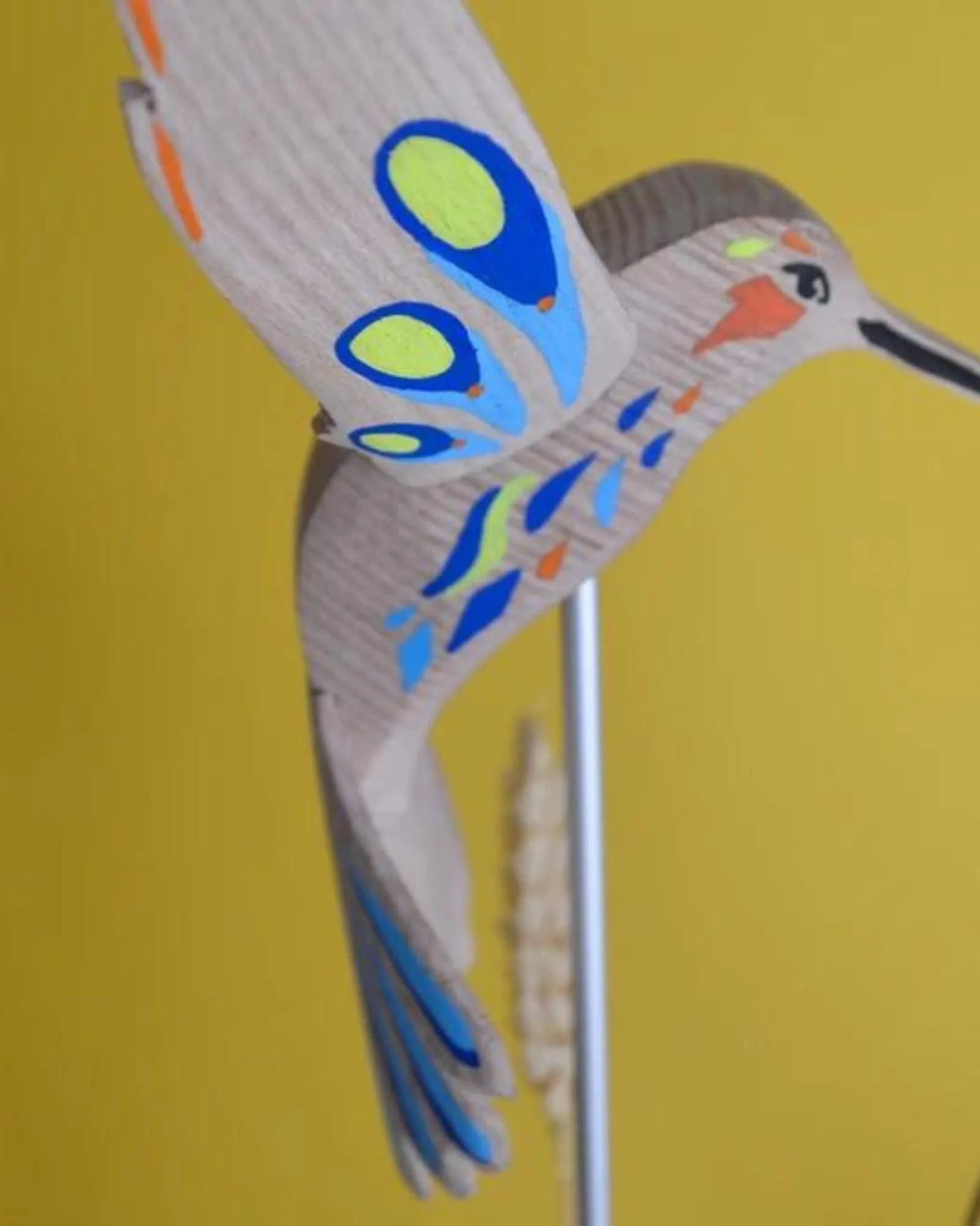 Flying Hummingbird Sculpture | Multicolour