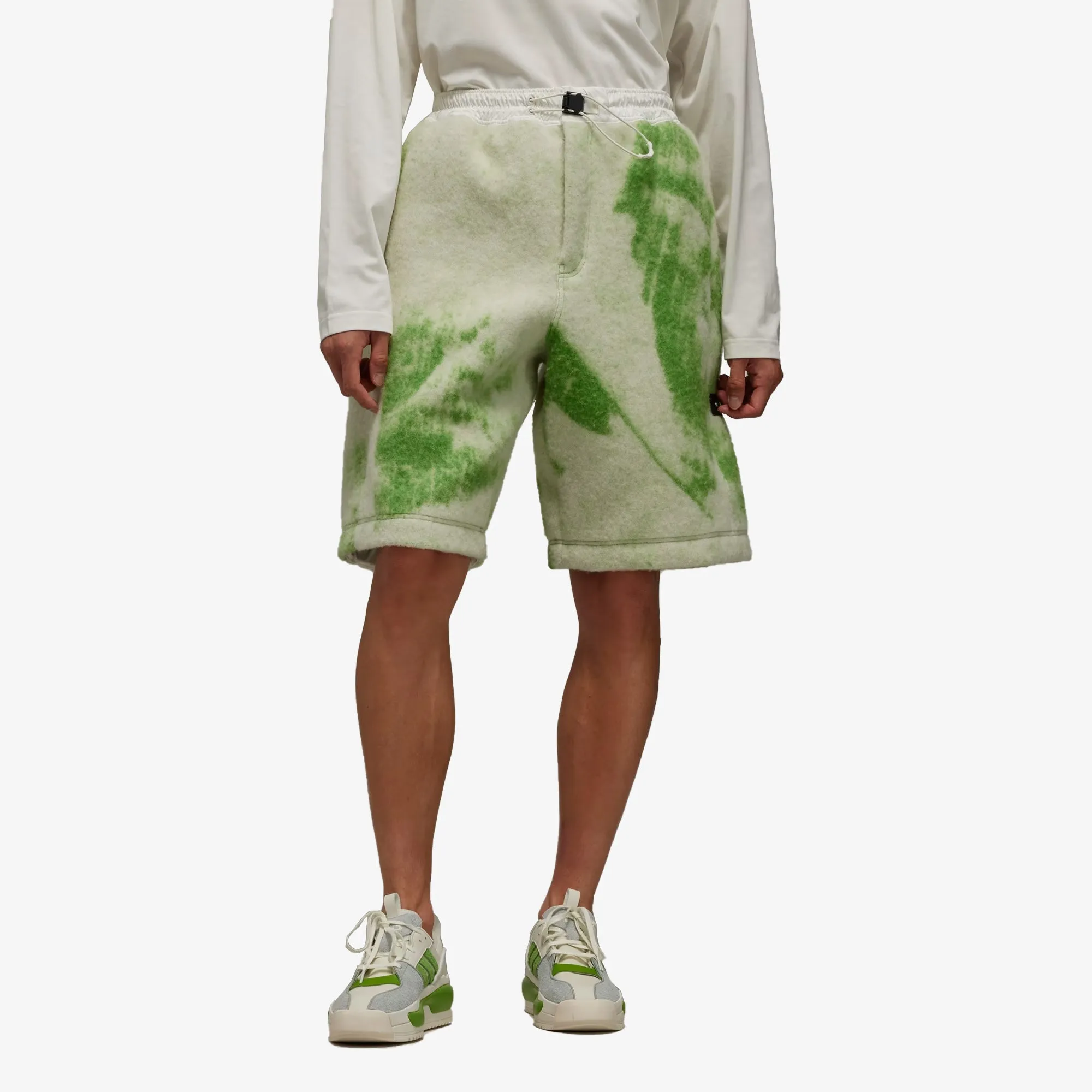 FUZZY FLEECE SHORTS 'OFF WHITE/TEAM RAVE GREEN'