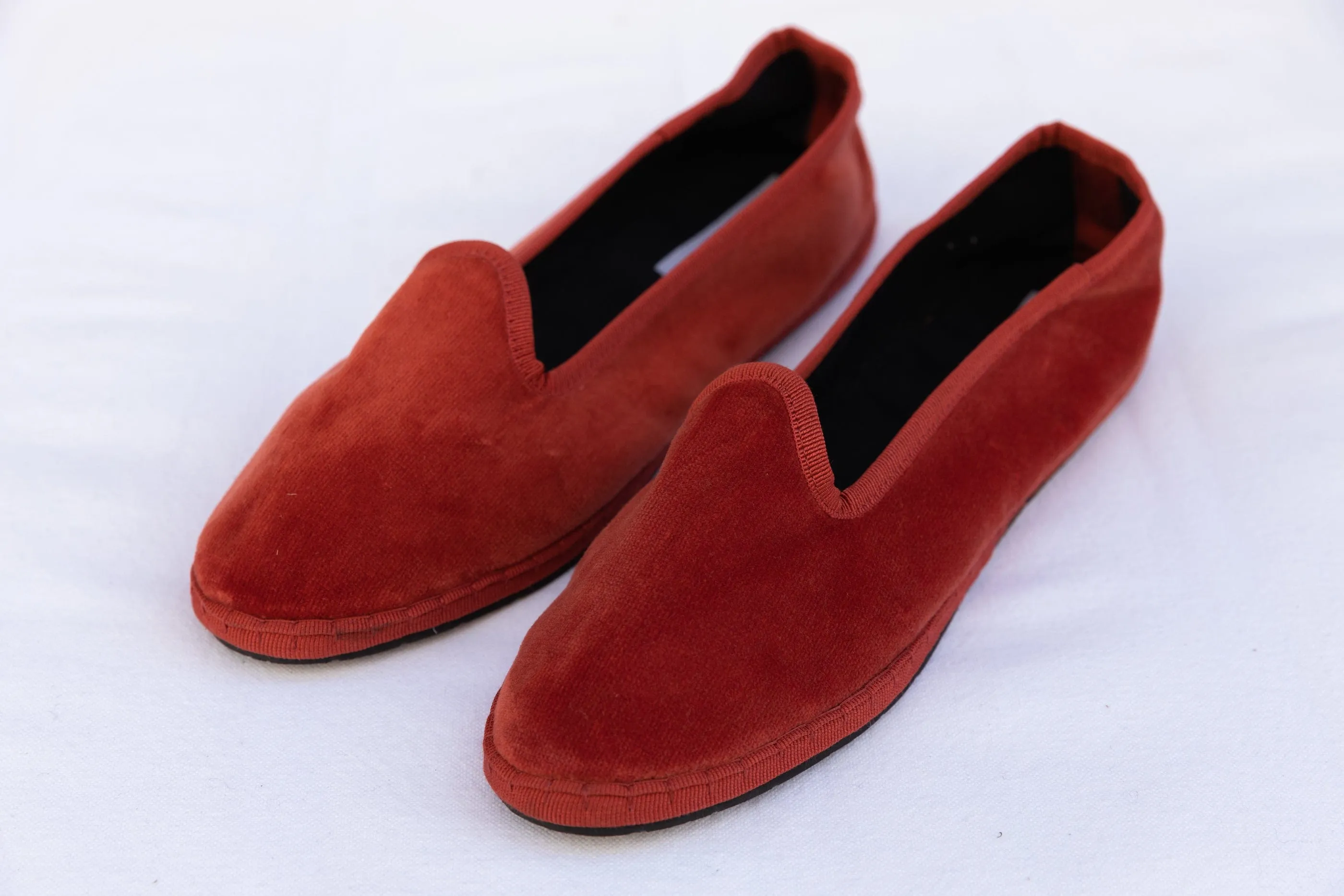 Magenta Venetian Slippers - Teod'amar